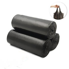 प्लास्टिक अनुकूलित पीएलए बायोडिग्रेडेबल ट्रैश बैग रोल पर काले रंग